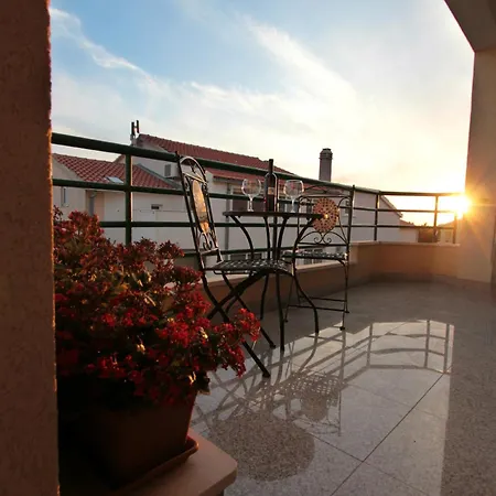 Apartment Ivona *