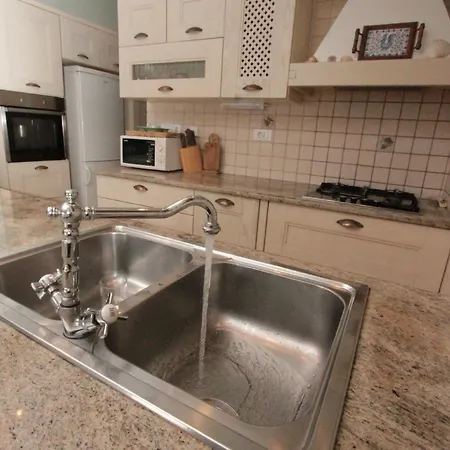 Ivona Apartment Makarska