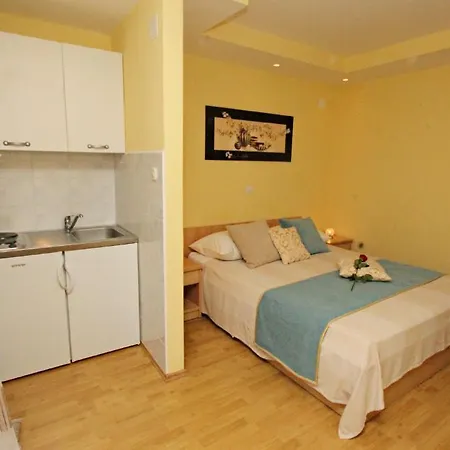 Ivona Apartment