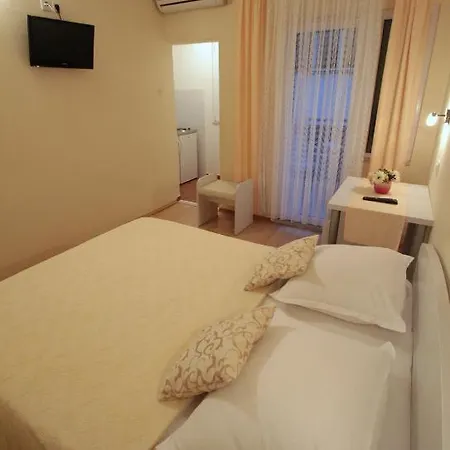 Apartment Ivona Makarska